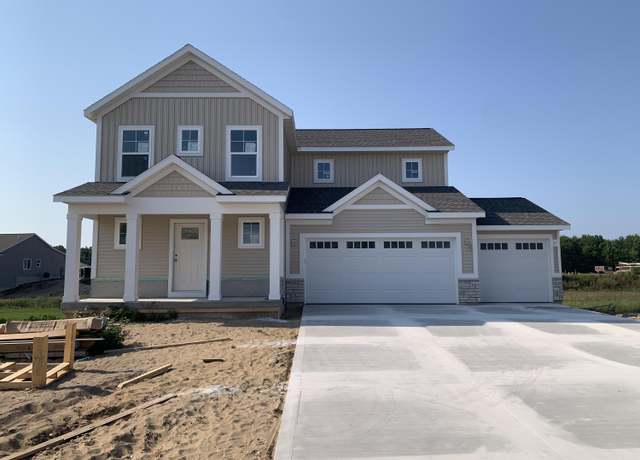 Property at 15734 Norwalk Rd, Grand Haven, MI 49417, 4 beds, 3.5 baths