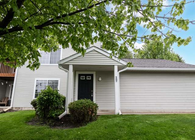 Property at 157 Hunters Ln NE, Rockford, MI 49341, 1 bed, 1 bath