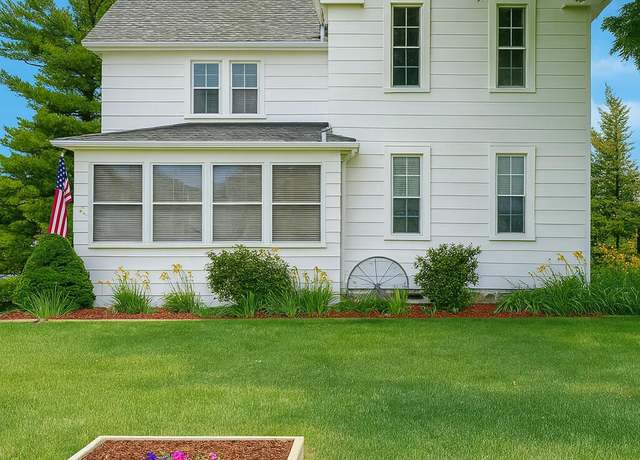 Property at 9148 Austin Rd, Saline, MI 48176, 3 beds, 2 baths