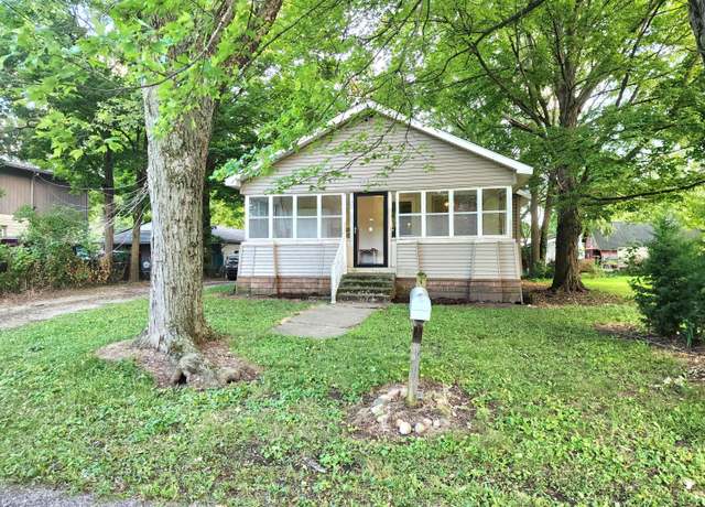 Property at 125 S Lakeview Blvd, Manitou Beach, MI 49253, 3 beds, 1 bath