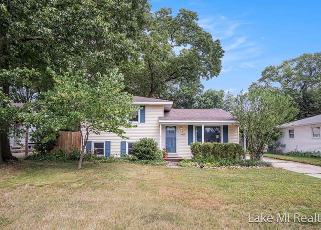Property at 4128 Michael Ave SW, Wyoming, MI 49509, 3 beds, 1.5 baths