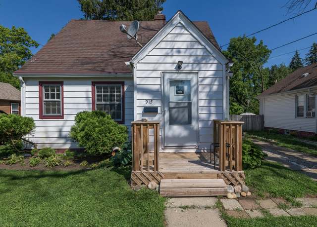 Property at 915 Sheridan Dr, Kalamazoo, MI 49001, 3 beds, 1 bath