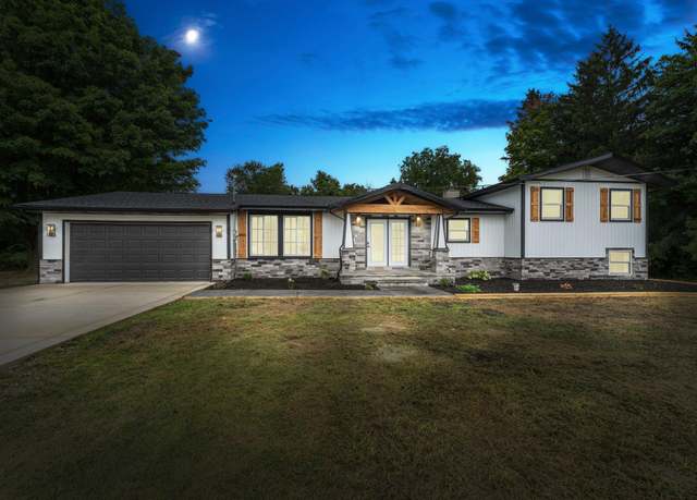 Property at 3053 Reed Rd, Buchanan, MI 49107, 5 beds, 4 baths