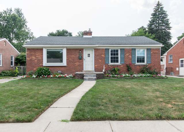 Property at 11015 Fairfield St, Livonia, MI 48150, 3 beds, 1 bath