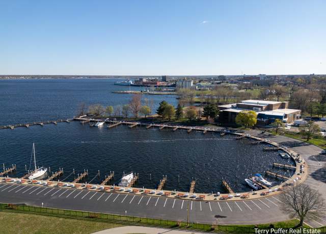 Property at 954 Boardwalk Cove Dr, Muskegon, MI 49441