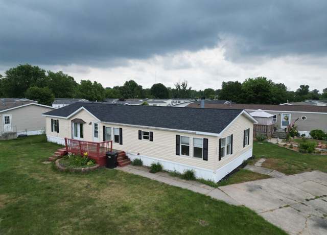 Property at 11400 Caberfae Ave, Allendale, MI 49401, 3 beds, 2 baths