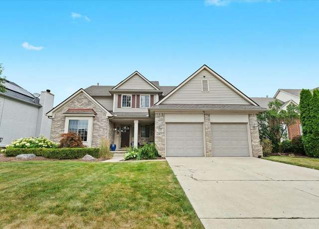 Property at 7609 Pioneer Dr, Ypsilanti, MI 48197, 3 beds, 3 baths