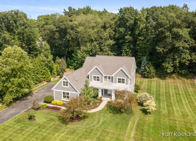 Property at 3757 Lake Birch St NE, Grand Rapids, MI 49525, 5 beds, 4.5 baths