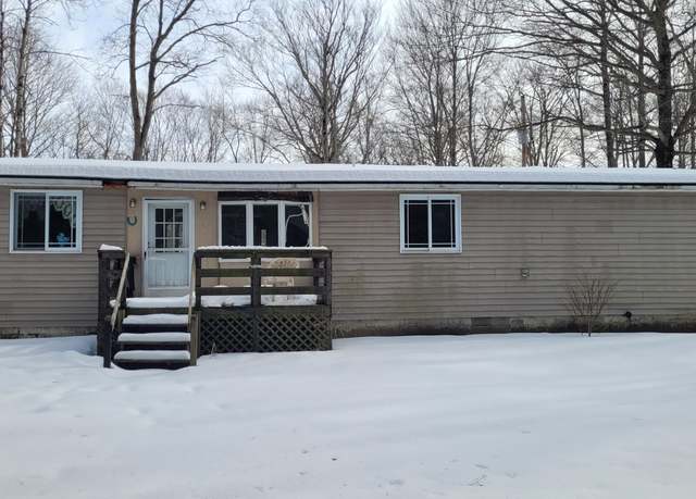 Property at 972 W Bush Rd, White Cloud, MI 49349, 3 beds, 2 baths