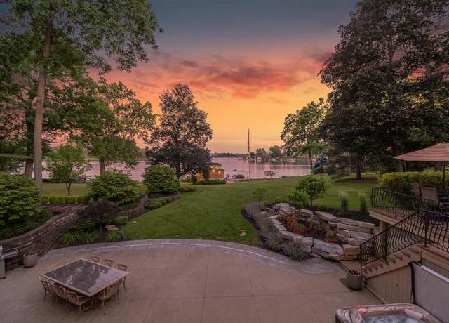 Property at 143 Waupakisco Bch, Battle Creek, MI 49015, 5 beds, 4.5 baths