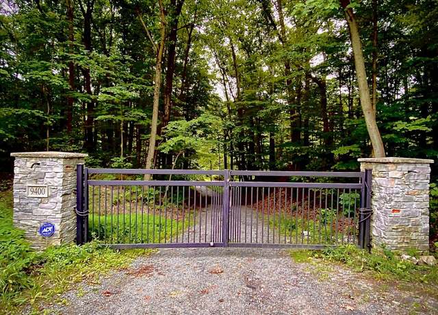 Property at 9400 Kruger Rd, Union Pier, MI 49129, 5 beds, 3 baths