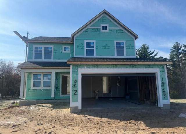 Property at 1967 Lowe Dr, Spring Lake, MI 49456, 4 beds, 2.5 baths