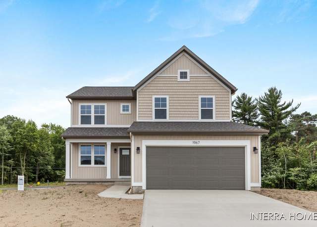 Property at 1967 Lowe Dr, Spring Lake, MI 49456, 4 beds, 2.5 baths