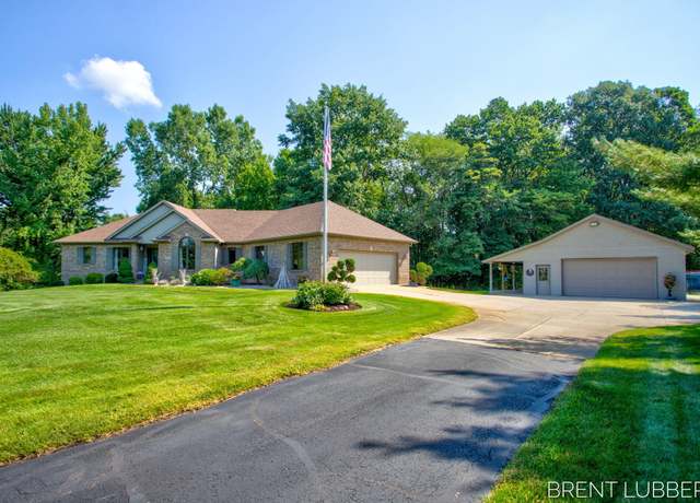 Property at 9774 68th Ave, Allendale, MI 49401, 5 beds, 2.5 baths