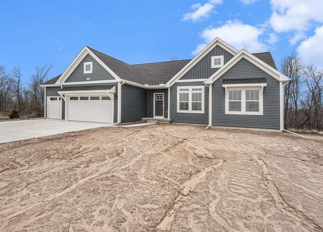 Property at 8275 Mcarthur Ave NE, Belding, MI 48809, 4 beds, 3 baths