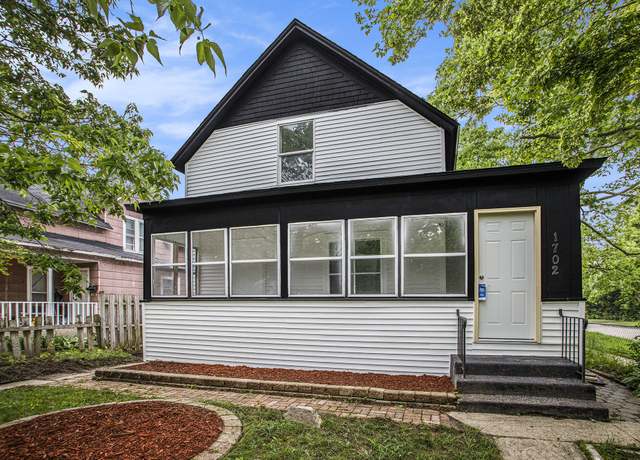 Property at 1702 Charles Ave, Kalamazoo, MI 49048, 4 beds, 1.5 baths