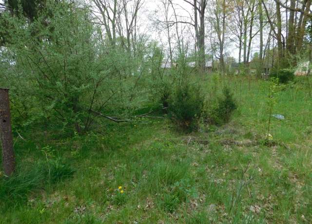 Property at 627 E E ST Joseph St, Paw Paw, MI 49079