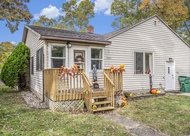 Property at 3561 Hiawatha Dr, Muskegon, MI 49441, 2 beds, 1 bath