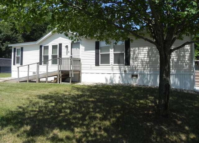 Property at 1232 Shiawassee River Rd, Three Rivers, MI 49093, 3 beds, 2 baths