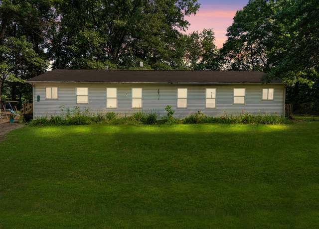 Property at 3714 W Hastings Lake Rd, Jonesville, MI 49250, 4 beds, 2 baths