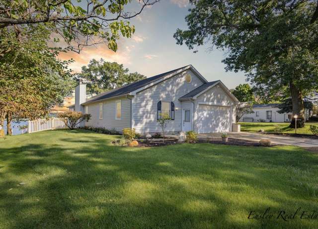 Property at 5855 Ridge St, Newaygo, MI 49337, 4 beds, 2.5 baths