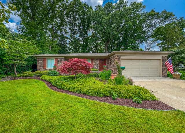 Property at 3481 Witherbee Dr, Troy, MI 48084, 3 beds, 2.5 baths