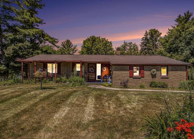 Property at 3706 Northview Dr, Kalamazoo, MI 49004, 5 beds, 3 baths
