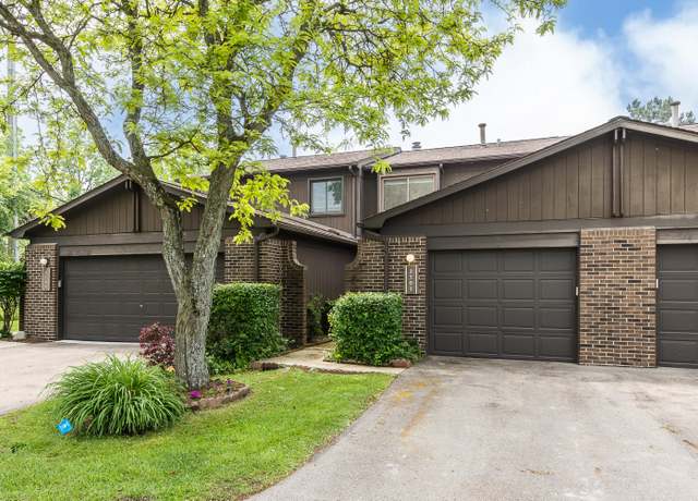 Property at 2503 Meade Ct, Ann Arbor, MI 48105, 2 beds, 2.5 baths