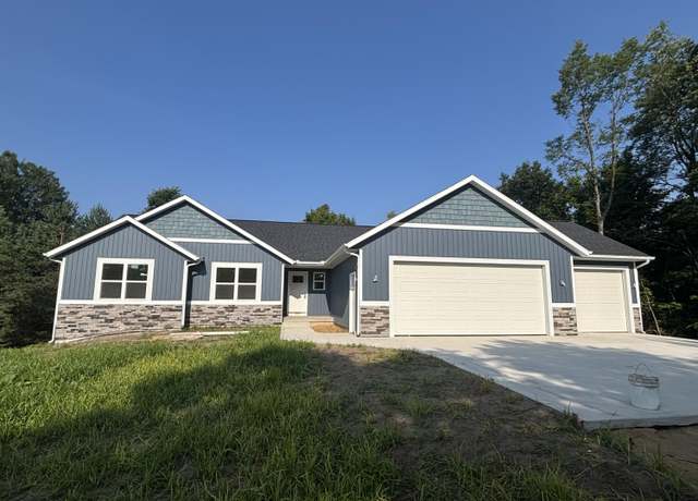 Property at 5577 Timberstone Ln, West Olive, MI 49460, 5 beds, 3 baths