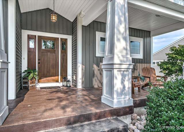 Property at 4523 Grand Pt, Holland, MI 49424, 4 beds, 3.5 baths