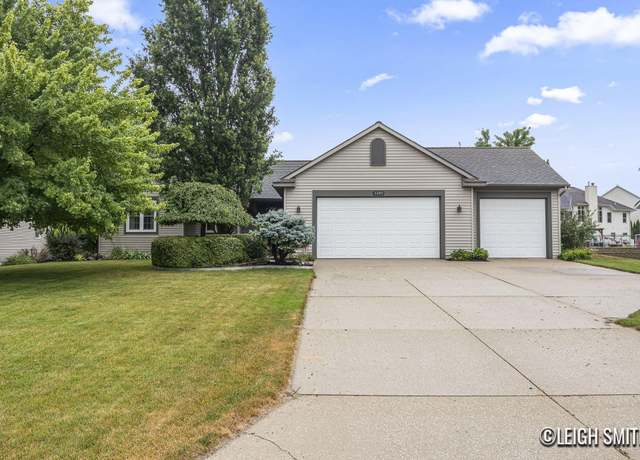 Property at 6180 Heath Cross Dr, Hudsonville, MI 49426, 4 beds, 3 baths
