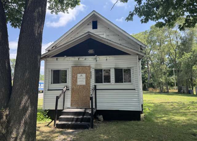 Property at 2202 Hoyt St, Muskegon Heights, MI 49444, 2 beds, 1.5 baths