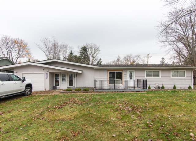 Property at 30800 Wentworth St, Livonia, MI 48154, 5 beds, 1.5 baths