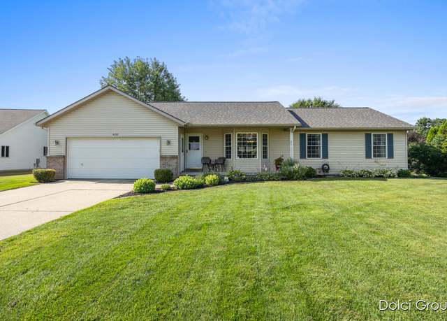 Property at 4150 Chaska Ct NW, Grand Rapids, MI 49534, 3 beds, 2.5 baths