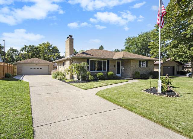 Property at 1260 Cricklewood St SW, Wyoming, MI 49509, 4 beds, 2.5 baths