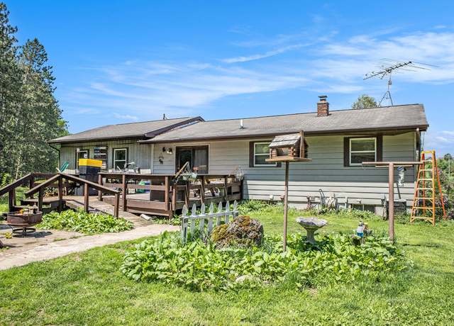 Property at 4885 S M 66 Hwy, Nashville, MI 49073, 4 beds, 1 bath