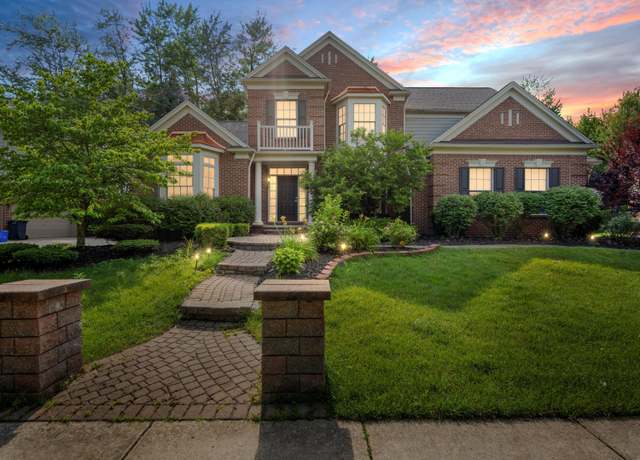 Property at 1630 Mistwood Ct, Canton, MI 48187, 4 beds, 3.5 baths