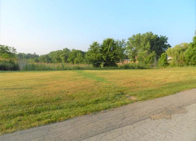 Property at 944 Eagle Point Dr, St. Joseph, MI 49085