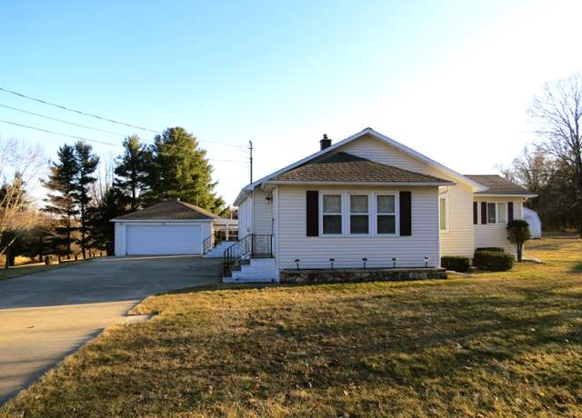 Property at 4417 Roberts Ct, Jackson, MI 49203, 3 beds, 2 baths