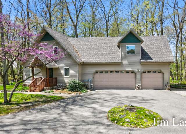 Property at 5655 Cozy Point Dr, Newaygo, MI 49337, 3 beds, 3 baths