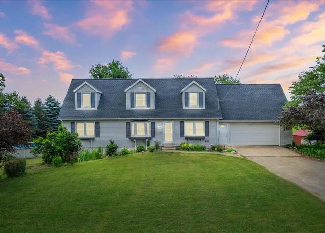 Property at 105 S Irving Rd, Hastings, MI 49058, 4 beds, 3.5 baths