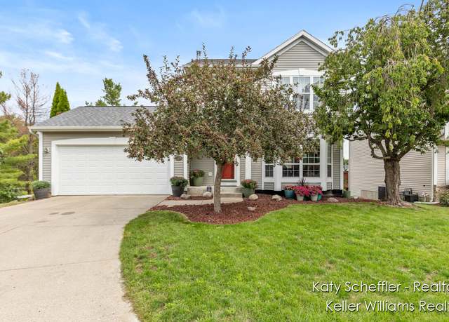 Property at 3629 Merrimont Ct SE, Kentwood, MI 49512, 3 beds, 3.5 baths