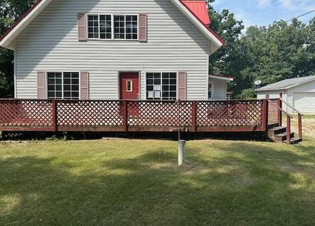Property at 1675 E 8th St, White Cloud, MI 49349, 6 beds, 2.5 baths