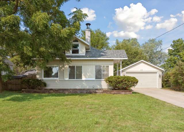 Property at 2375 Roys Ave SW, Wyoming, MI 49519, 3 beds, 2 baths