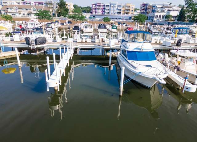 Property at 90 Harbor Lndg, New Buffalo, MI 49117
