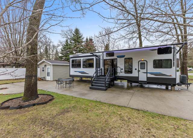 Property at 9747 S Orca Cir, Baldwin, MI 49304