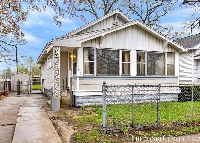 Property at 1780 Ray St, Muskegon, MI 49442, 2 beds, 1 bath