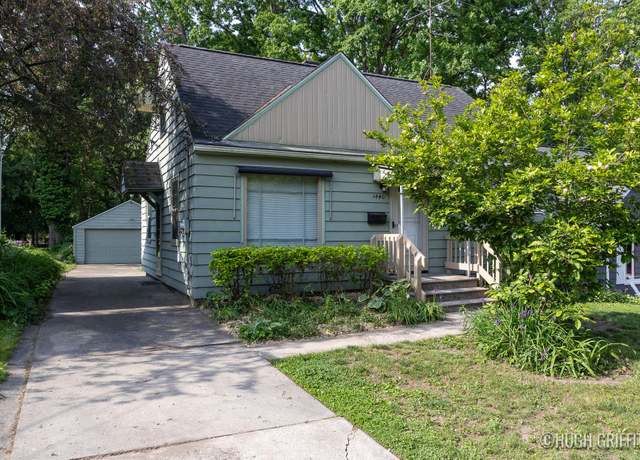 Property at 1440 Linwood St SE, Grand Rapids, MI 49507, 3 beds, 2 baths