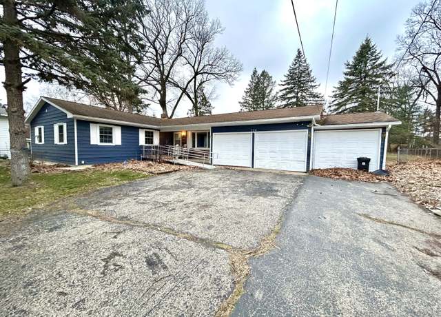 Property at 726 Cambridge Dr, Battle Creek, MI 49015, 3 beds, 1.5 baths