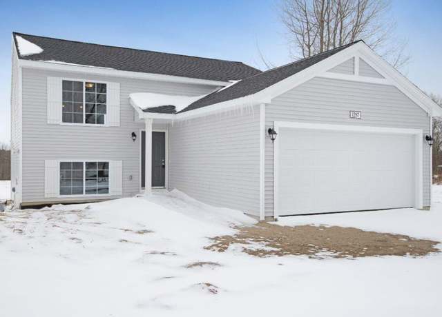 Property at 5484 Mammoth Dr, Caledonia, MI 49316, 4 beds, 2 baths